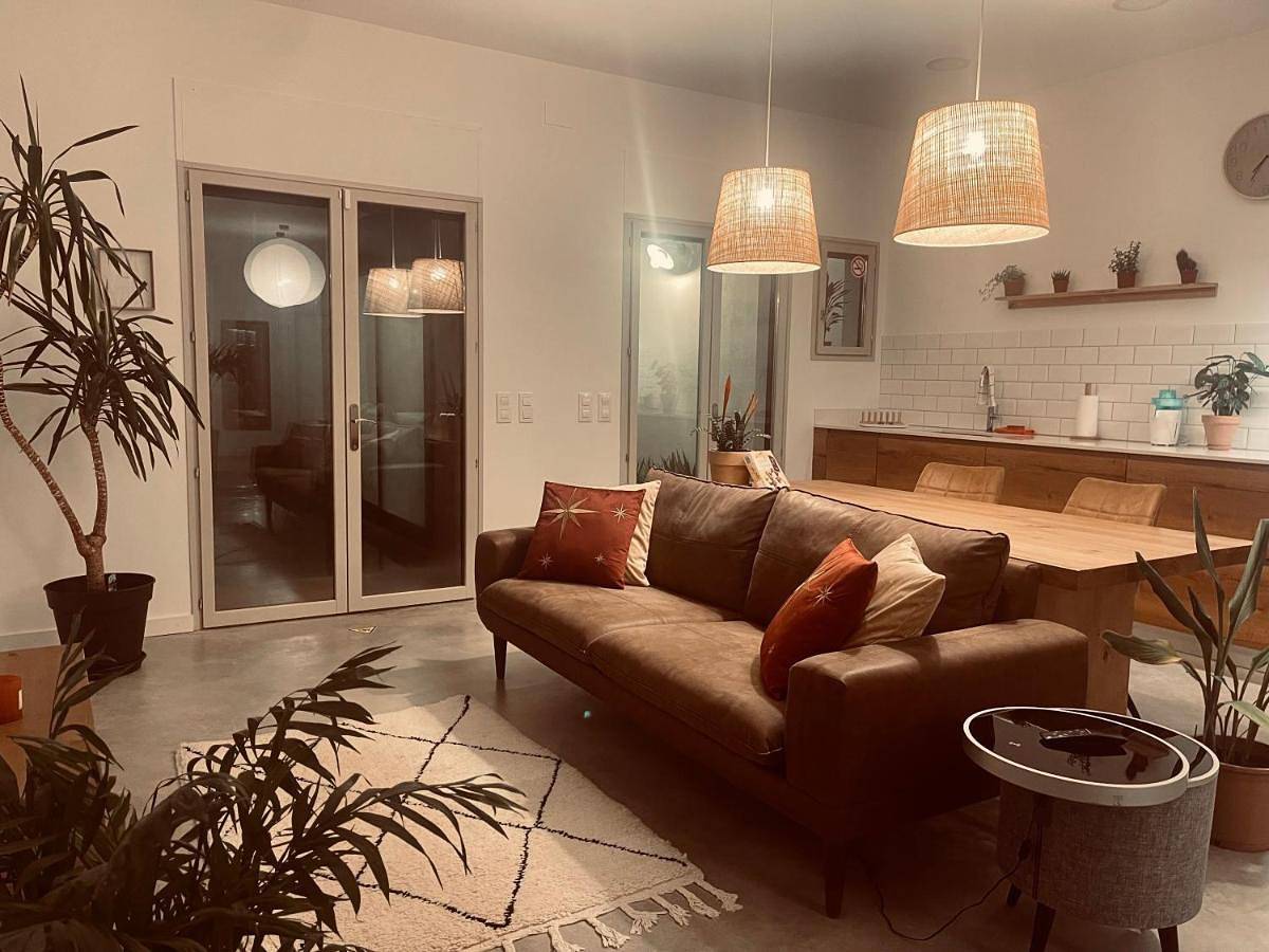 Ganze Wohnung, Le Loft Piscine Spa de Figueres in Figueres, Oberampurien