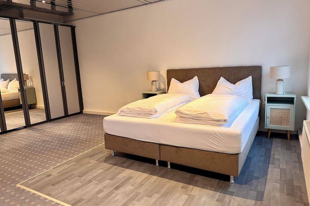 Ganze Wohnung, Exklusives Apartment in Stadtvilla | Sauna + Fitnessraum | 200m² | Zentrumsnah in Sondershausen, Nordthüringen (Deutschland)