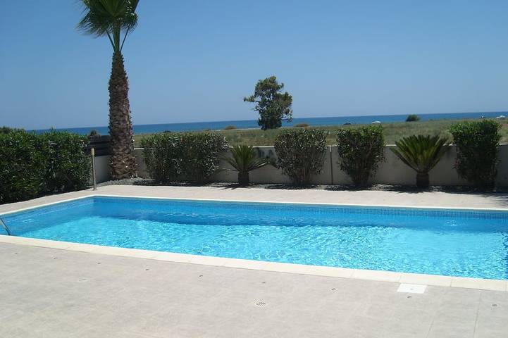 Villa for 6 people, with garden in Larnaca District