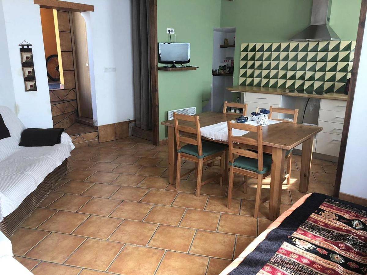 Appartement entier, Casa de Pueblo en Saillagousse ideal familias in Saillagouse, Parc naturel régional des Pyrénées catalanes