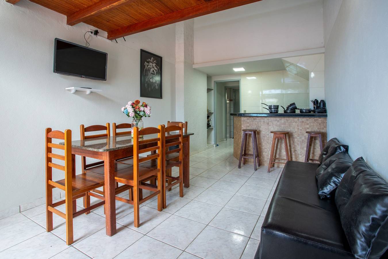 Ganze Wohnung, Mirante Apto 7 - 400m da Praia da Areia Preta in Guarapari, Região Metropolitana da Grande Vitória