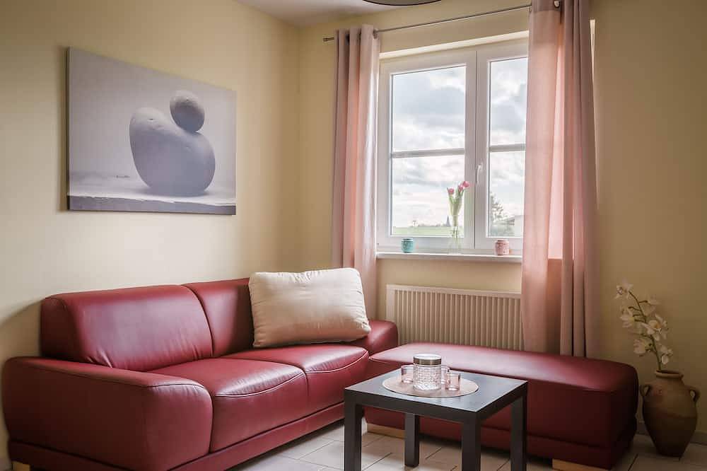 Ganze Wohnung, Ruhiges Appartement in Seenähe - ideal für Familien in Ludorf, Müritz