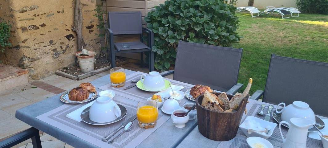 Maison d’hôte pour 2 personnes, avec jardin ainsi que terrasse et vue dans Mayenne - 3
