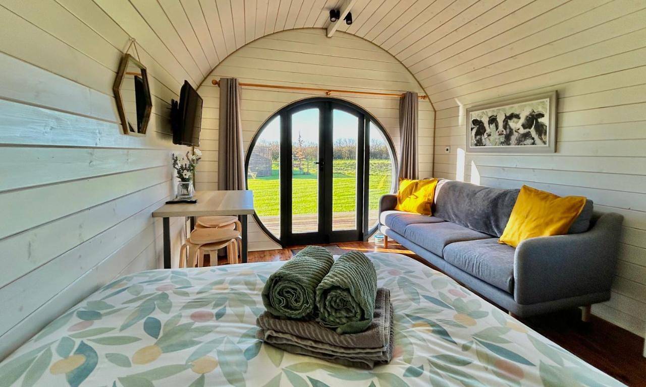Laurel Farm Glamping in Brent Knoll, Somerset