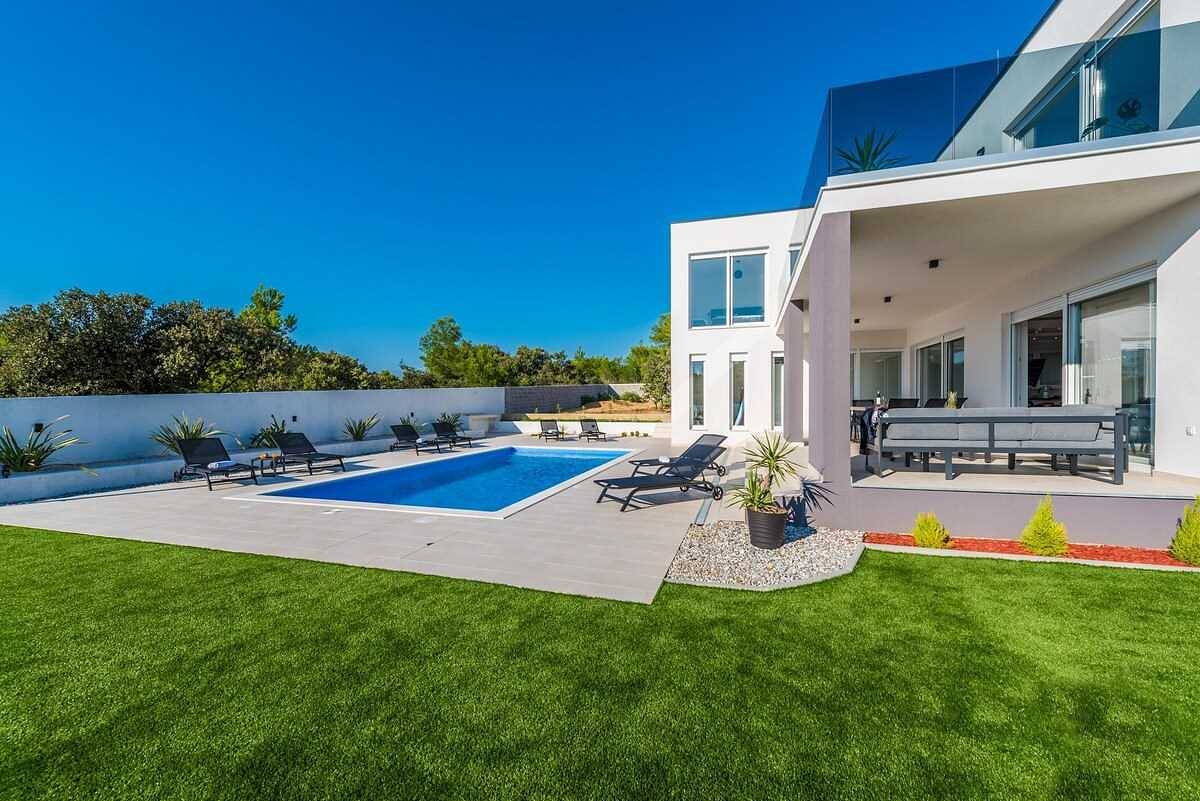 Villa Pollux | Luxusvillen an der Adria in Mulo, Vrsi