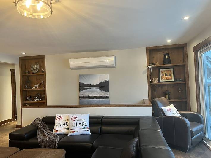 Cottage for 12 people, with terrace, with pets in Muskoka