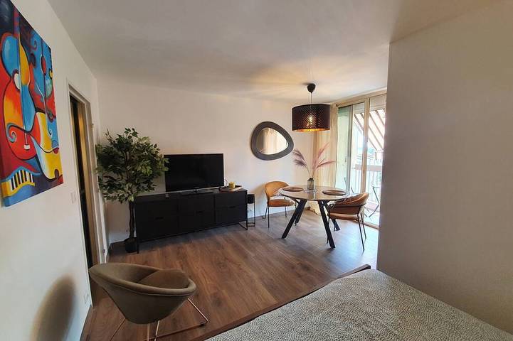 Appartement entier, La loge du château ! in Gréoux-les-Bains, Alpes-de-Haute-Provence