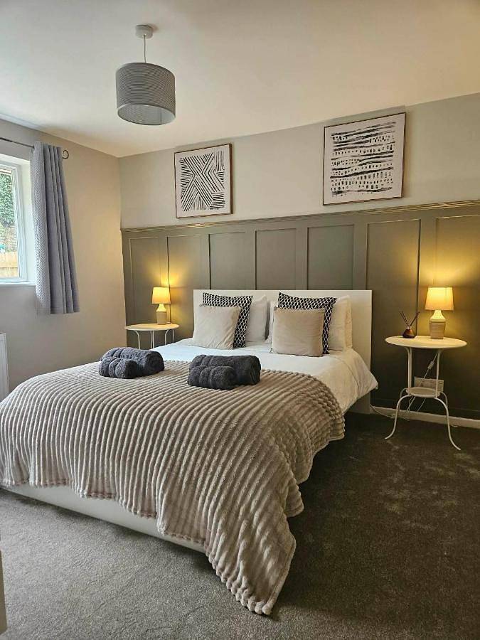 Gîte pour 5 personnes, avec terrasse et jardin à Glossop - 2