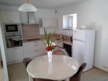 Gîte pour 3 personnes, avec terrasse à Langoat