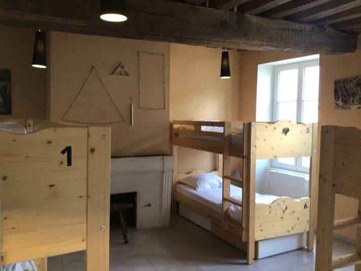 Auberge pour 6 personnes, avec Terrasse et Jardin dans Yonne - 2