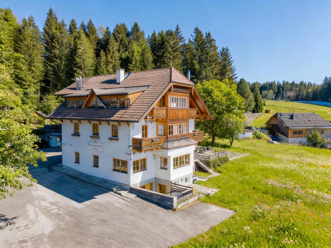 Ganze Wohnung, Apartment mit Balkon nahe der Skigebiete in Mariapfarr, Bundesland Salzburg