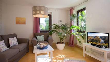 Hütte für 4 Personen, mit Terrasse und Ausblick sowie Garten im Saarland
