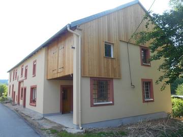 Cottage pour 2 personnes, avec jardin à Taintrux