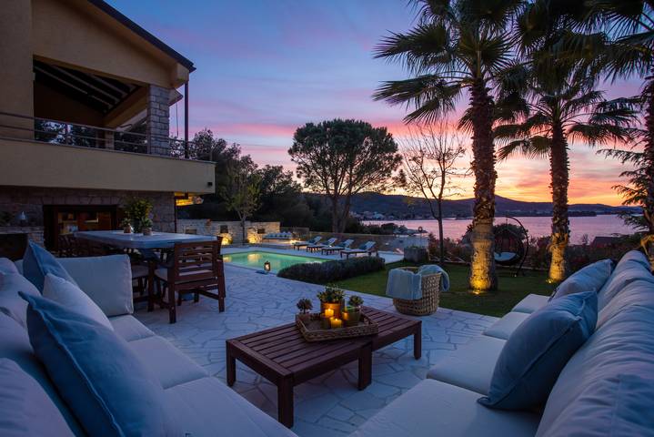 Ferienhaus für 8 Personen, mit Garten und Sauna sowie Balkon, kinderfreundlich auf Pasman