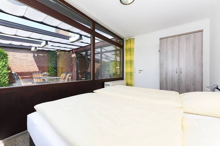 Ferienhaus für 4 Personen, mit Garten und Sauna sowie Terrasse in Bensersiel - 3