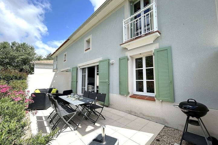 Maison de vacances pour 6 personnes, avec Balcon/Terrasse ainsi que Terrasse et Piscine