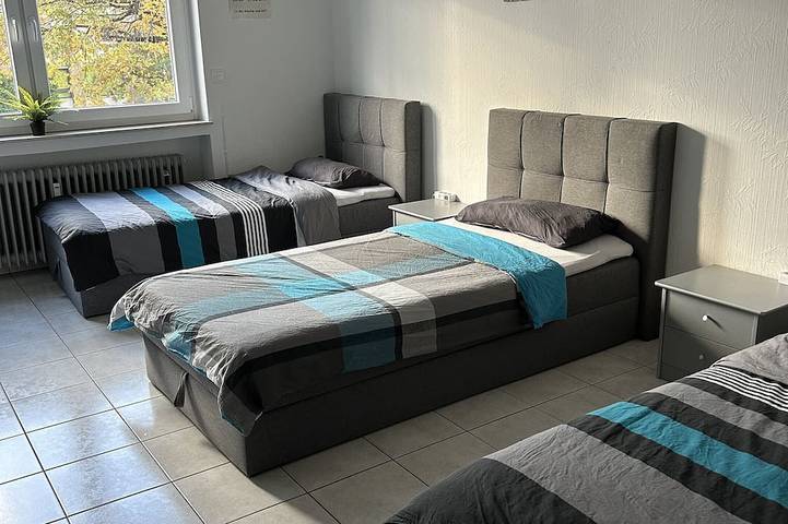 Ferienwohnung für 9 Personen, mit Balkon in Dormagen