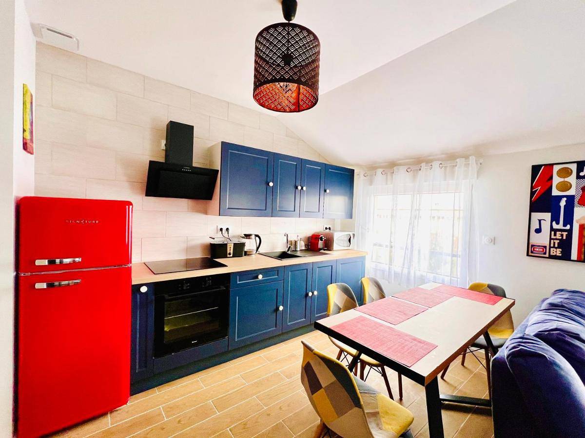 Appartement entier, Merveilleux T2 en hypercentre in Châlons-en-Champagne, Marne