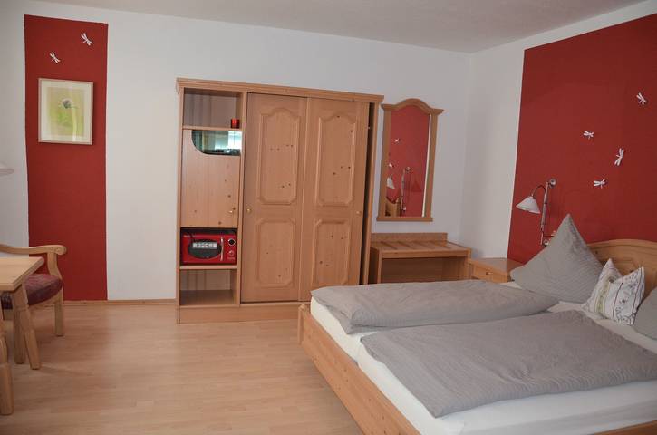 Ferienhaus für 2 Personen, mit Terrasse und Balkon/Terrasse sowie Sauna in Franken - 4