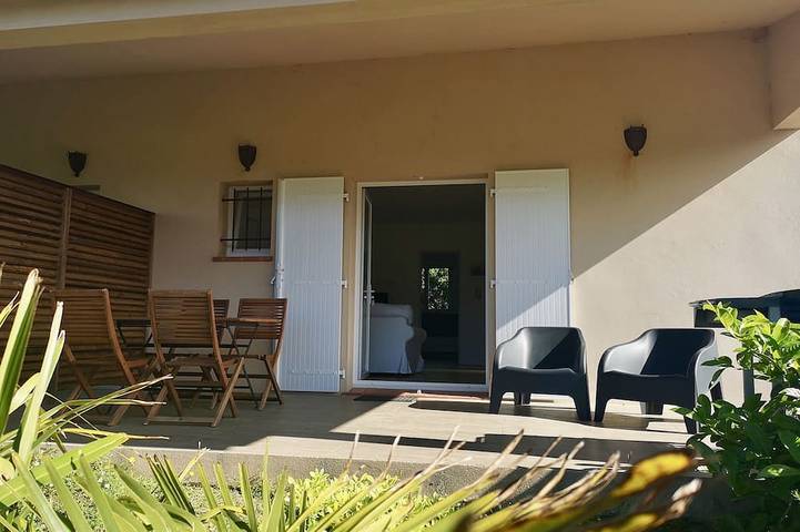 Appartement de vacances pour 4 personnes, avec terrasse et jardin