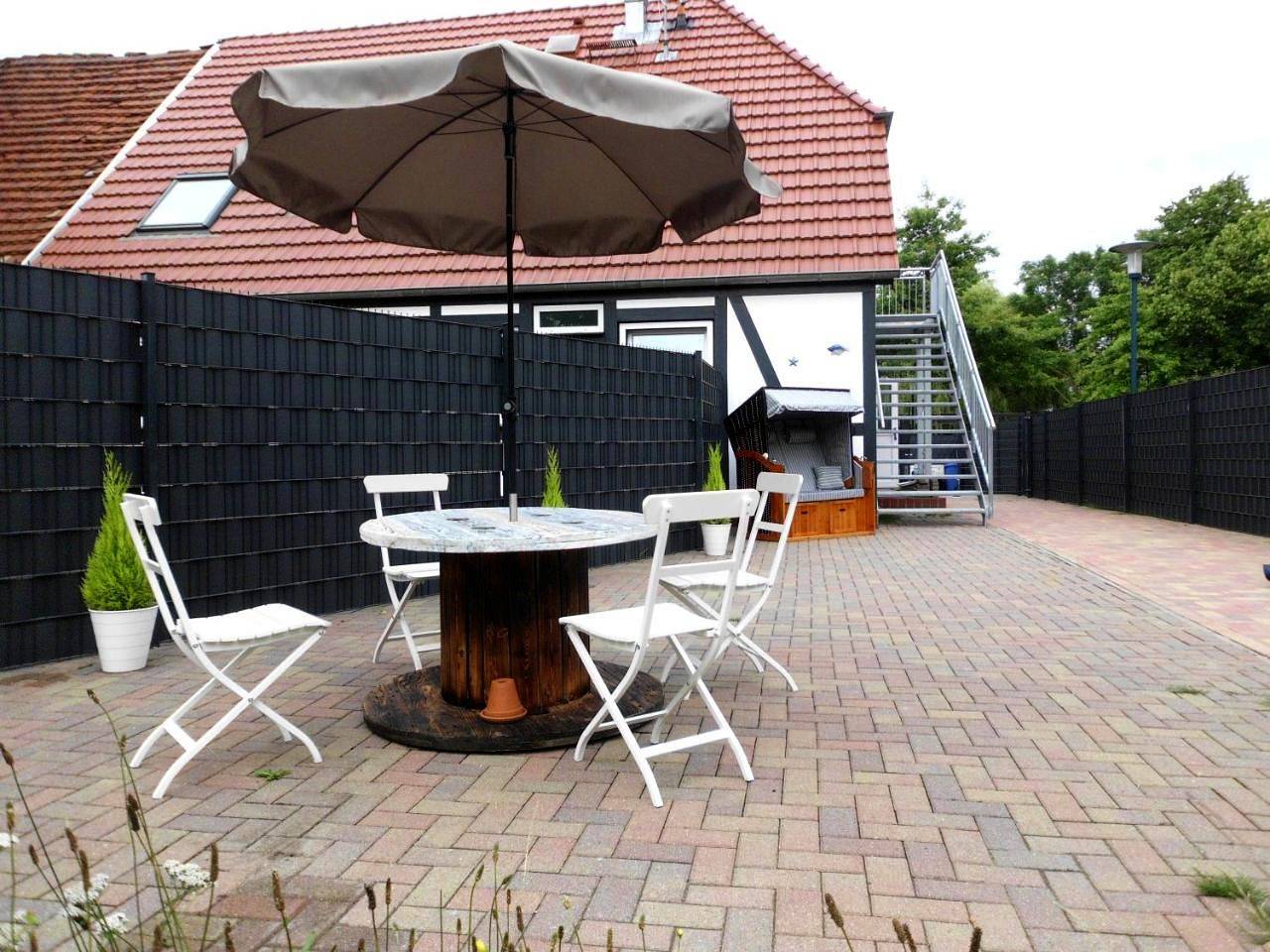 Double Room with Private Bathroom in Schmarl, Rostock