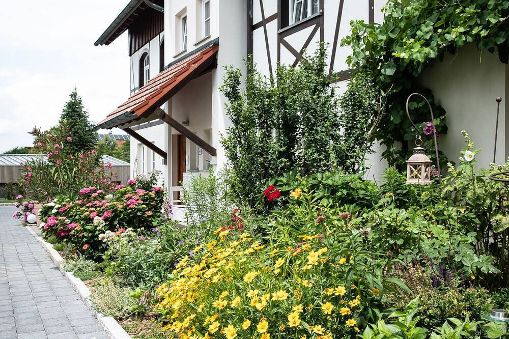 Ganze Wohnung, Ferienwohnung im Obstgut Willmann, ruhige Lage mit Blick auf den Bodensee in Kressbronn am Bodensee, Region Bodensee-Oberschwaben
