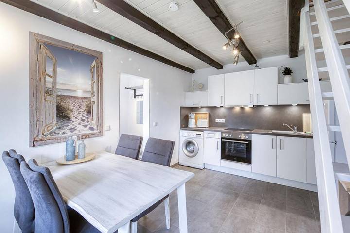Ferienhaus mit meerblick für 4 Personen, mit Terrasse und Garten sowie Ausblick in Bastorf - 2