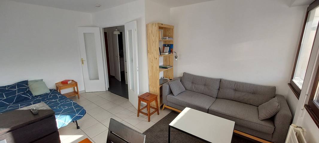 Studio entier, Studio « Les Cascades » avec vue sur la montagne, balcon et Wi-Fi in Gaillard, Région de Saint-Julien-en-Genevois