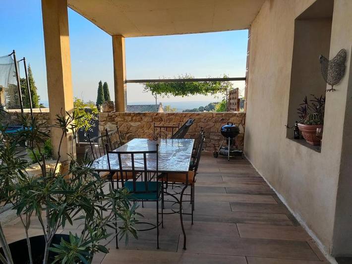 Gîte pour 4 personnes, avec Terrasse et Jardin ainsi que Piscine et Vue à Le Barroux - 3
