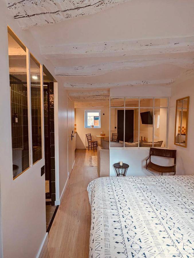 Appartement entier, One-Bedroom Apartment in Palaiseau, Essonne