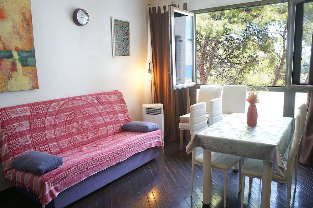 Entire apartment, 1st Row, Playa Las Fuentes, Luxury Apartment Pp1, Pets Allowed in Alcossebre, Alcalà de Xivert