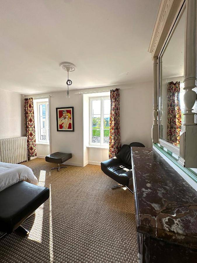 Chambre d'hôtes de charme Partager Enregistrer in Valognes, Côte de la Déroute