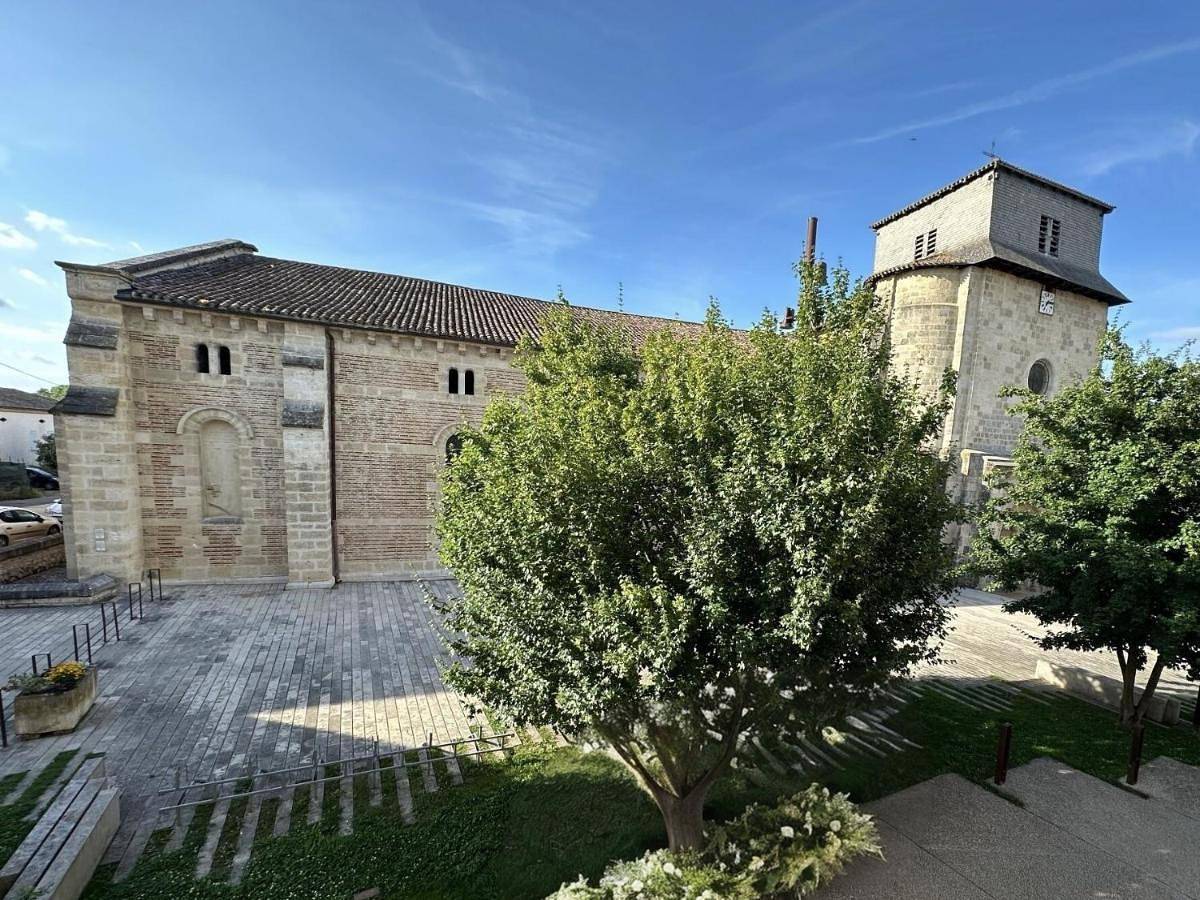 Appartement entier, Studio cosy face à l'église in Le Mas-d'Agenais, Région de Marmande