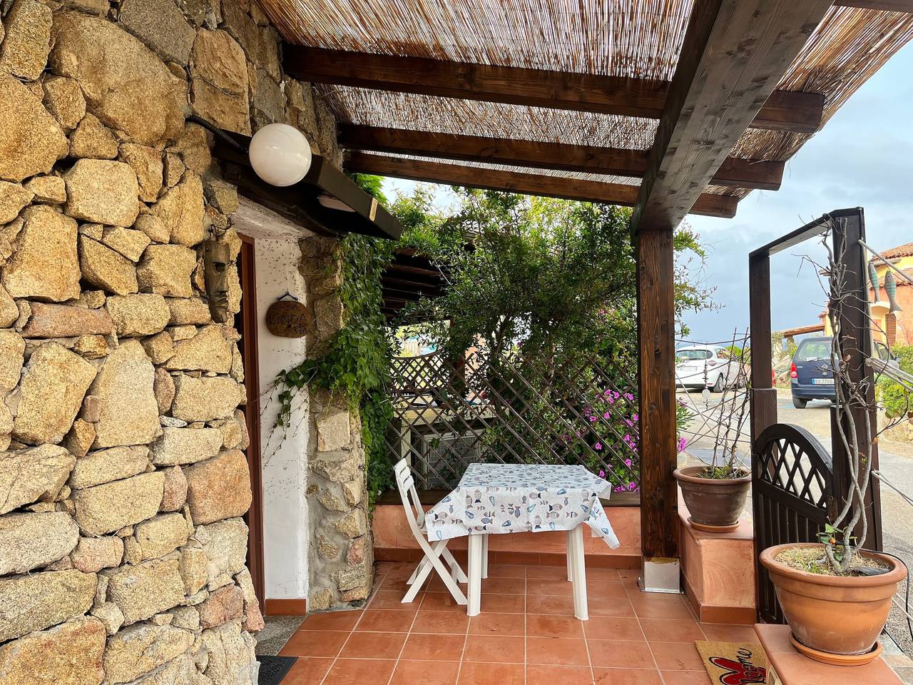 Casa vacacional 'Casetta Di Linda' con terraza privada, Wi-Fi y aire acondicionado in La Marmorata, Santa Teresa Gallura (Municipality)