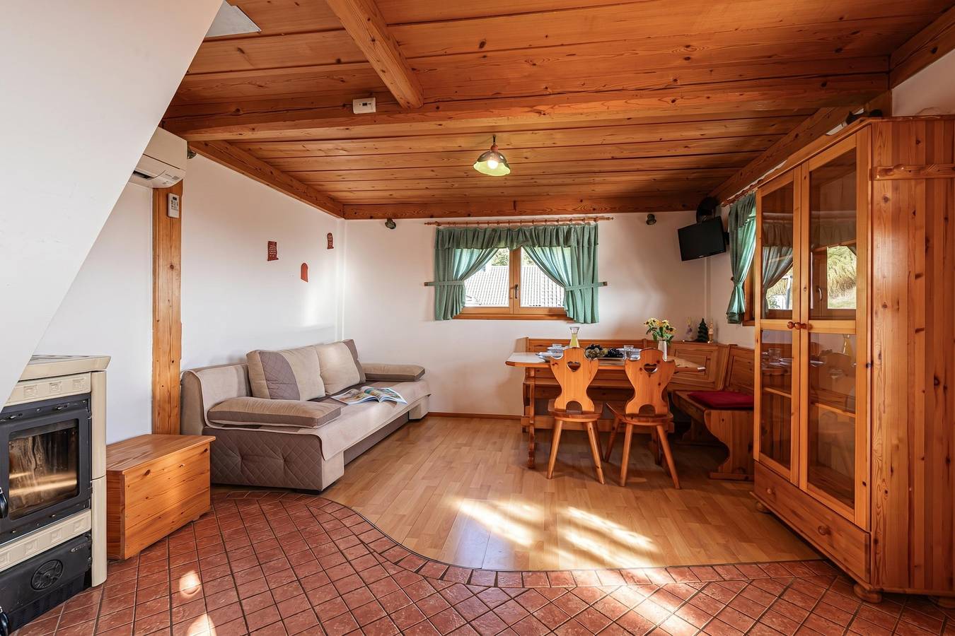 Vineyard Chalet Hansel and Gretel in Neustadtl, Slowenien