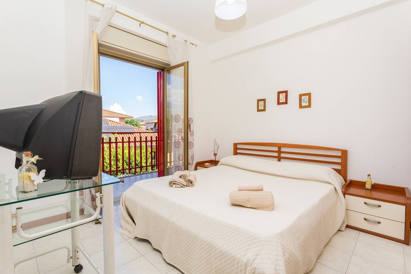 Appartement entier, Appartement 'Mamma Maria' avec vue sur la montagne et balcon in Fondachello, Province de Catania
