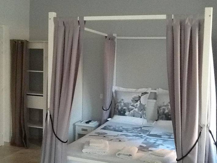 Location de vacances pour 2 personnes, avec jardin à Montagnac-Montpezat - 3