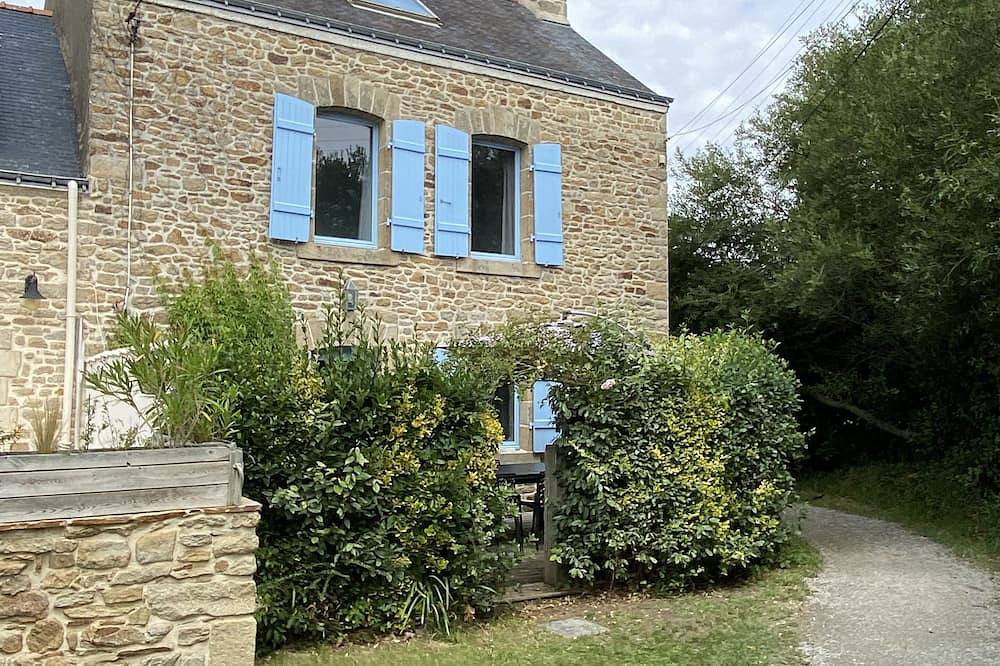 Waterfront house in Larmor Baden in Larmor-Baden, Côte des Mégalithes