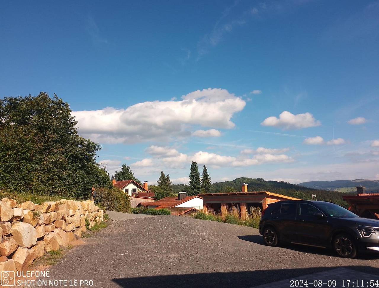 Ganze Wohnung, Apartment 'Omas Rhön-Garten' mit Bergblick, gemeinsamer Terrasse und Wlan in Poppenhausen, Rhön-Hessen