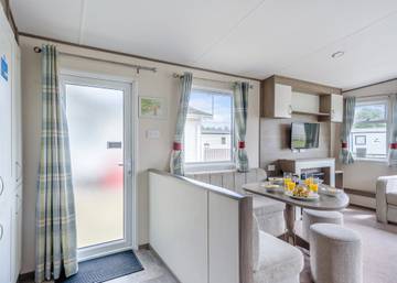 Glamping for 6 People in St. Helens, Isle of Wight, Photo 4