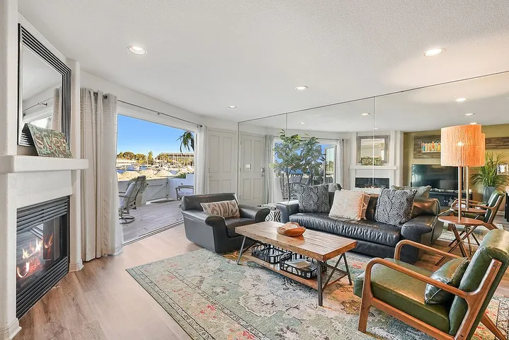 Vacation house for 6 people, with balcony - 1