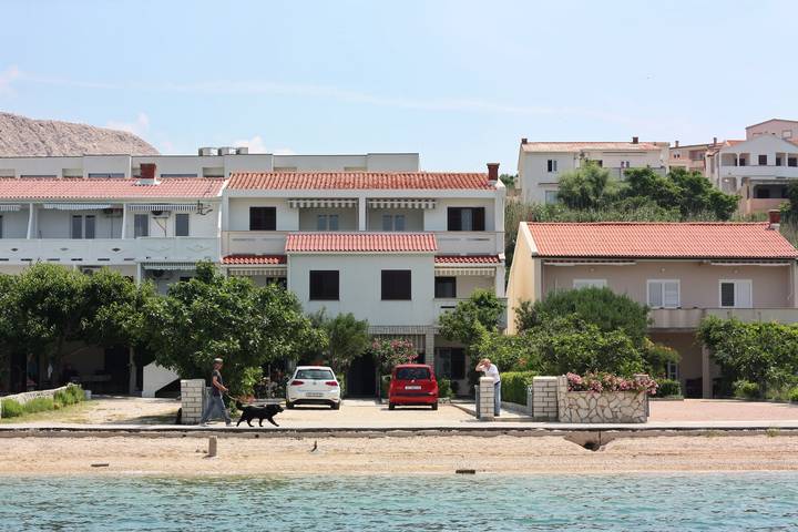Appartement entier, Garçonniere prés de la plage Metajna, Pag As-6486-b in Metajna, Pag