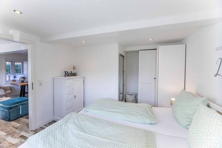 Ganze Wohnung, Frisch renovierte Ferienwohnung in Oevenum - Töwerland in Nordfriesische Inseln (Schleswig-Holstein) (Schleswig-Holstein), Oevenum