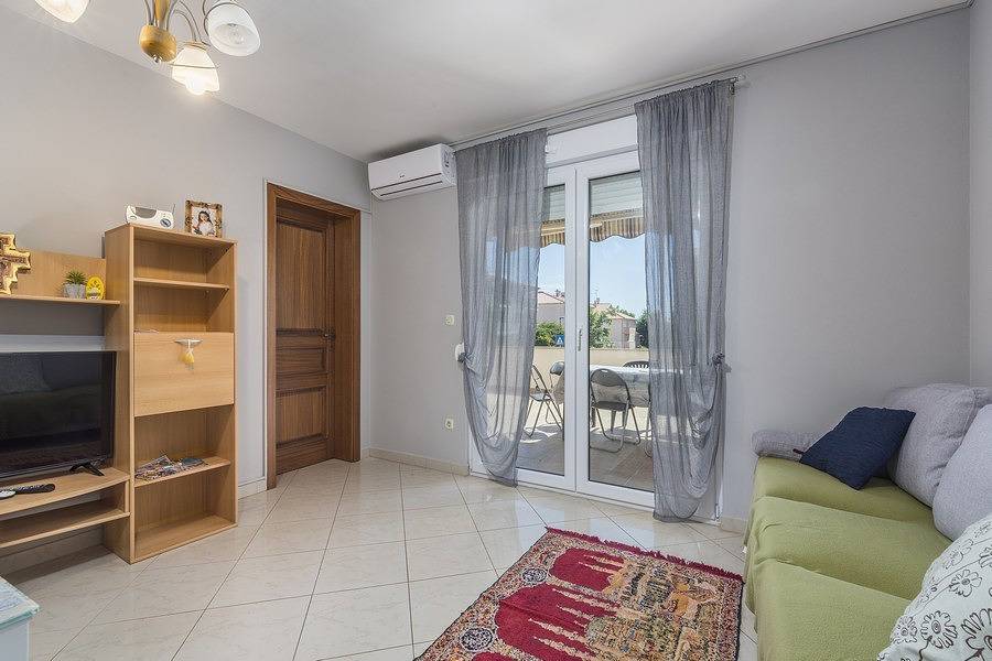 Ganze Wohnung, Ferienwohnung fur 4 Personen 150m vom Meer.  in Karigador, Umag und Umgebung