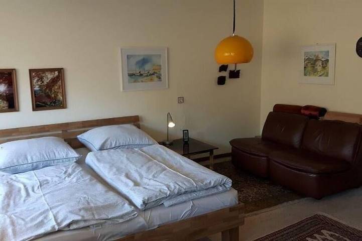 Ferienwohnung für 2 Personen, mit Balkon und Garten - 1