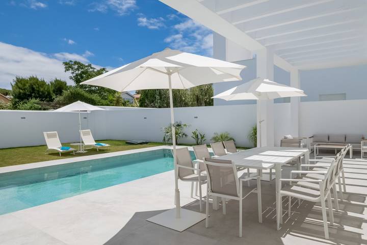 Location de vacances pour 12 personnes, avec jardin, animaux acceptés à Chiclana de la Frontera - 4