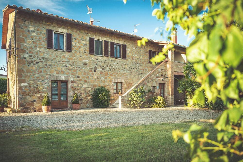 Schönes Ferienhaus im Val d’Orcia, mit Pool, grossem Garten, nah Pienza in Pienza, Orciatal