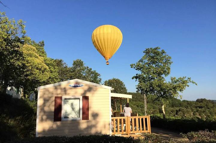 Mobil home pour 4 personnes à Saint-Laurent-la-Vallée