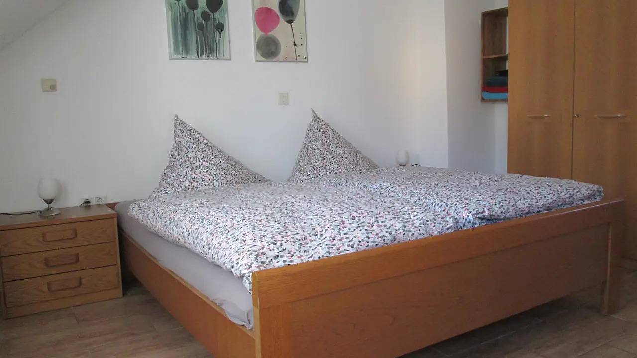 Ganze Ferienwohnung, Ferienwohnung für 2 Personen (45 m²) in Neumagen-Dhron in Neumagen-Dhron, Bernkastel-Kues & Umgebung