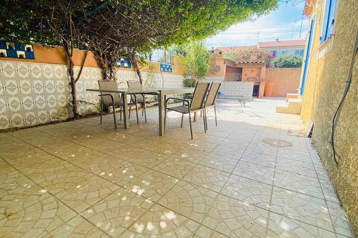 Villa pour 6 personnes, avec piscine ainsi que terrasse et jardin à Frontignan - 2